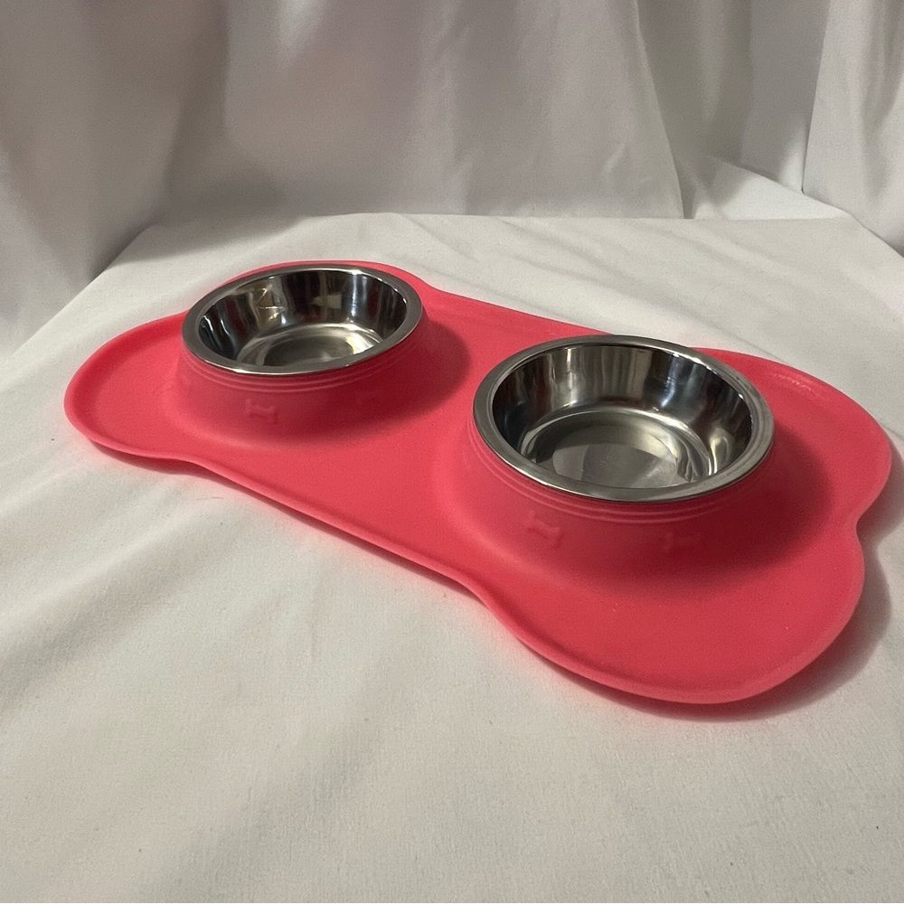 Pink Silicone Mat with Removable Stainless Steel Dog Bowls for Small Dogs